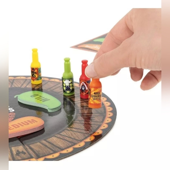 Spin Master Games Hot Words, Word Guessing Party Game, Board Game - Picture 3 of 8